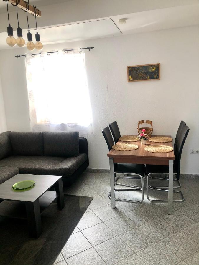 Delux Ferienwohnung am Ilmradweg und Kunstgalerie Kranichfeld Exterior foto